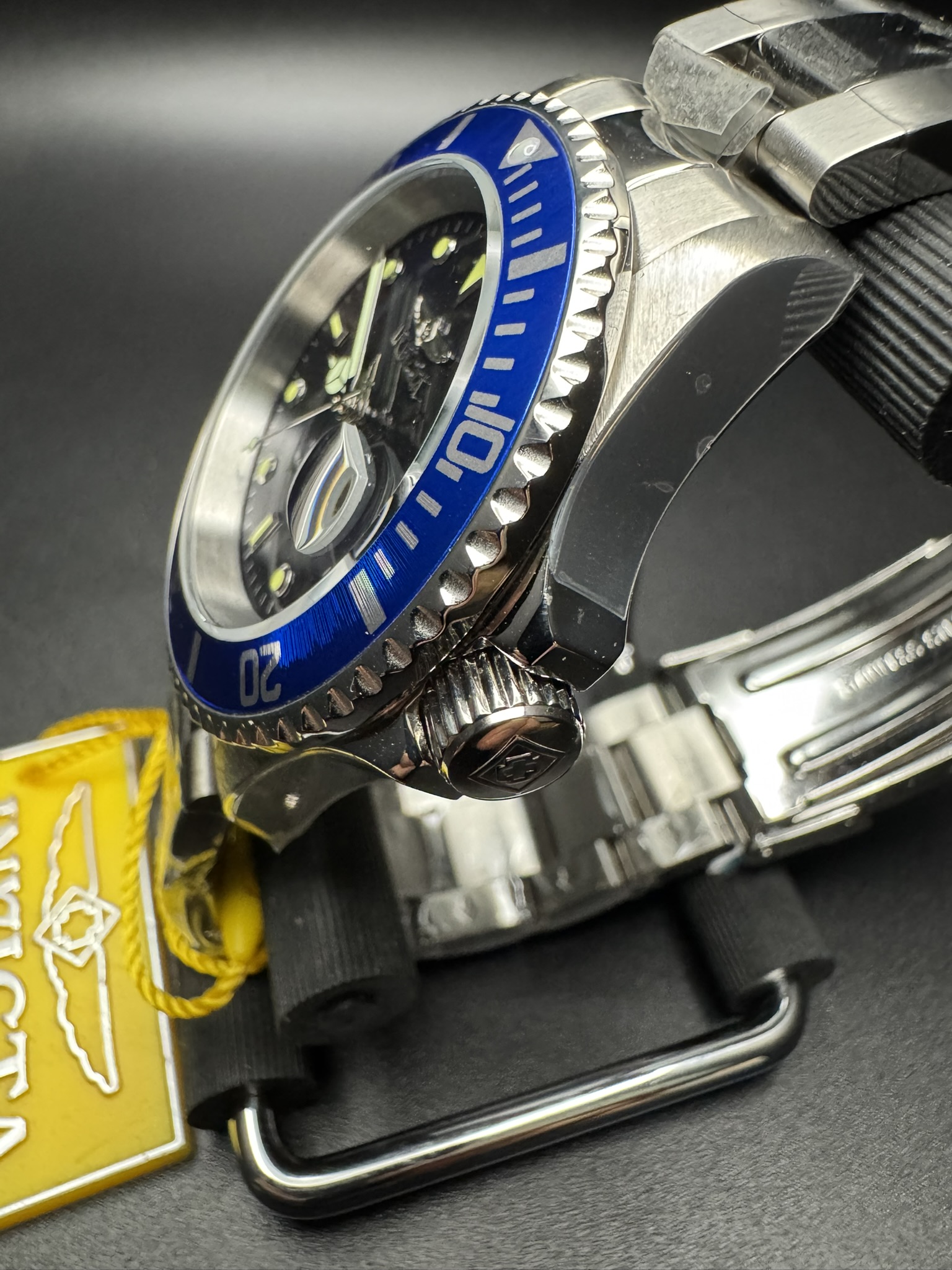 Invicta Pro Diver 26971 - Image 2