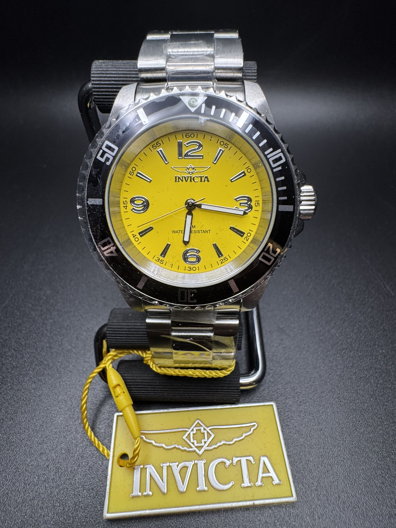 Invicta Specialty Rowan 49345