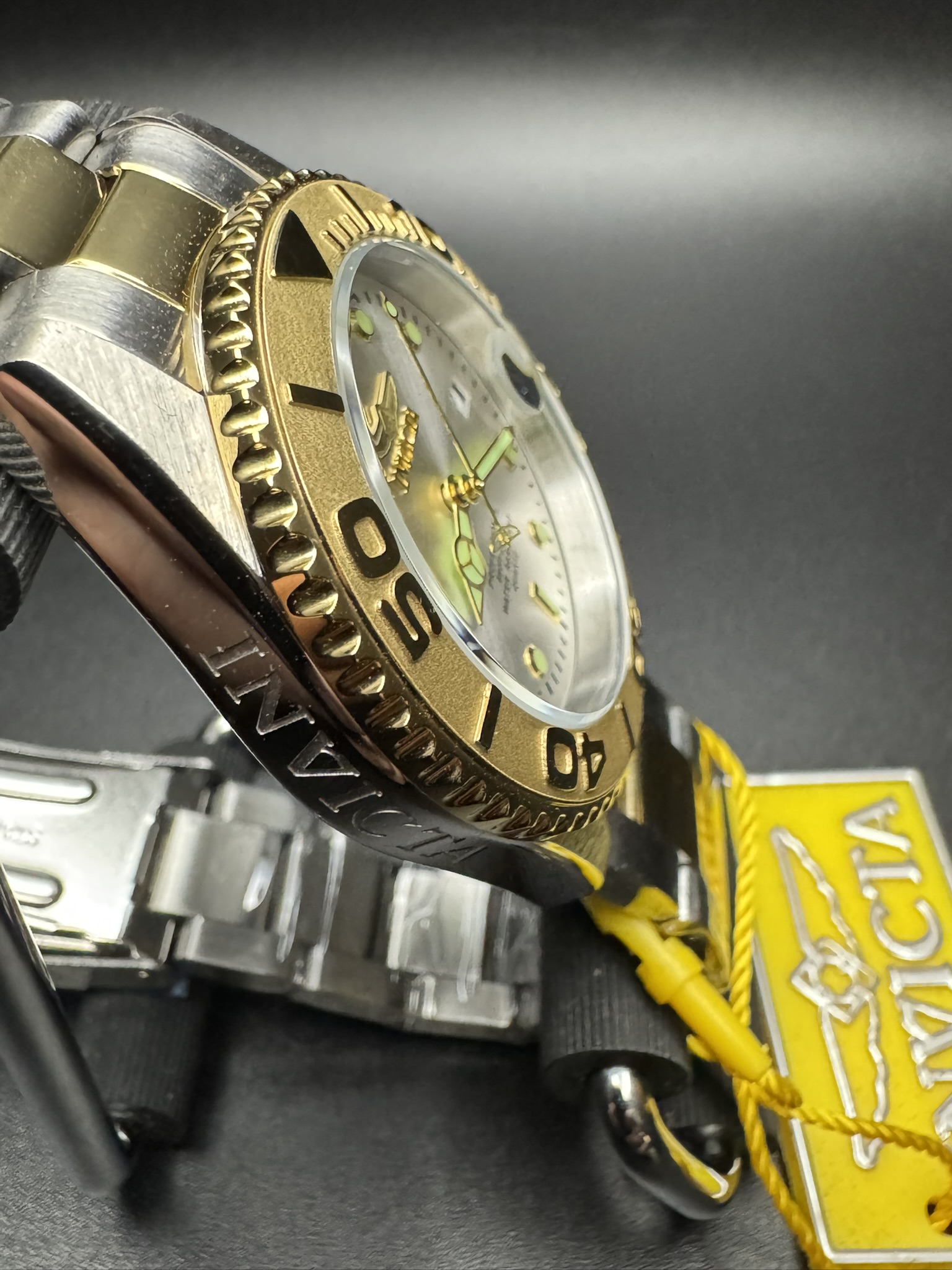 Invicta Pro Diver 29943 - Image 3