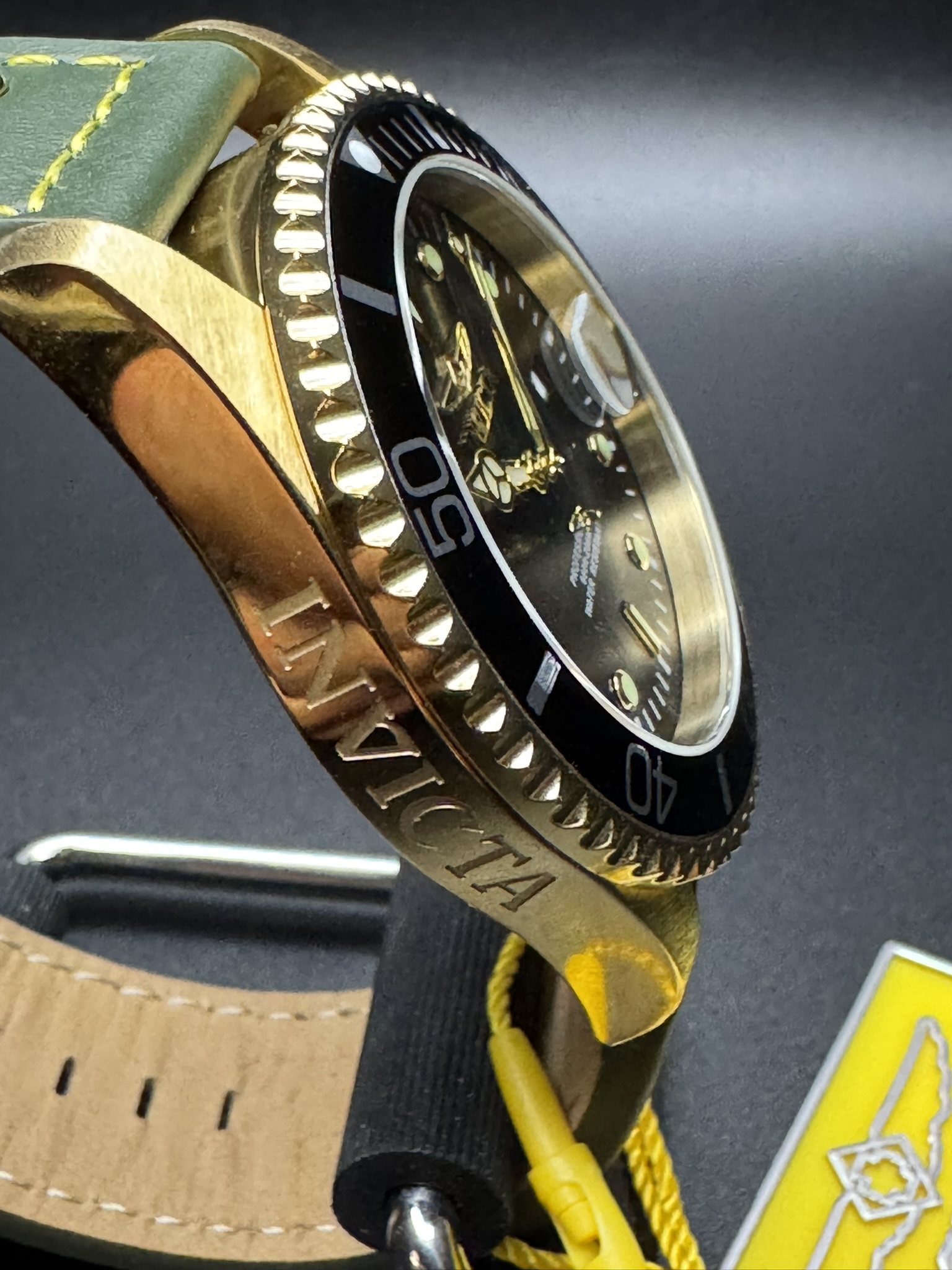 Invicta Pro Diver 22075 - Image 3