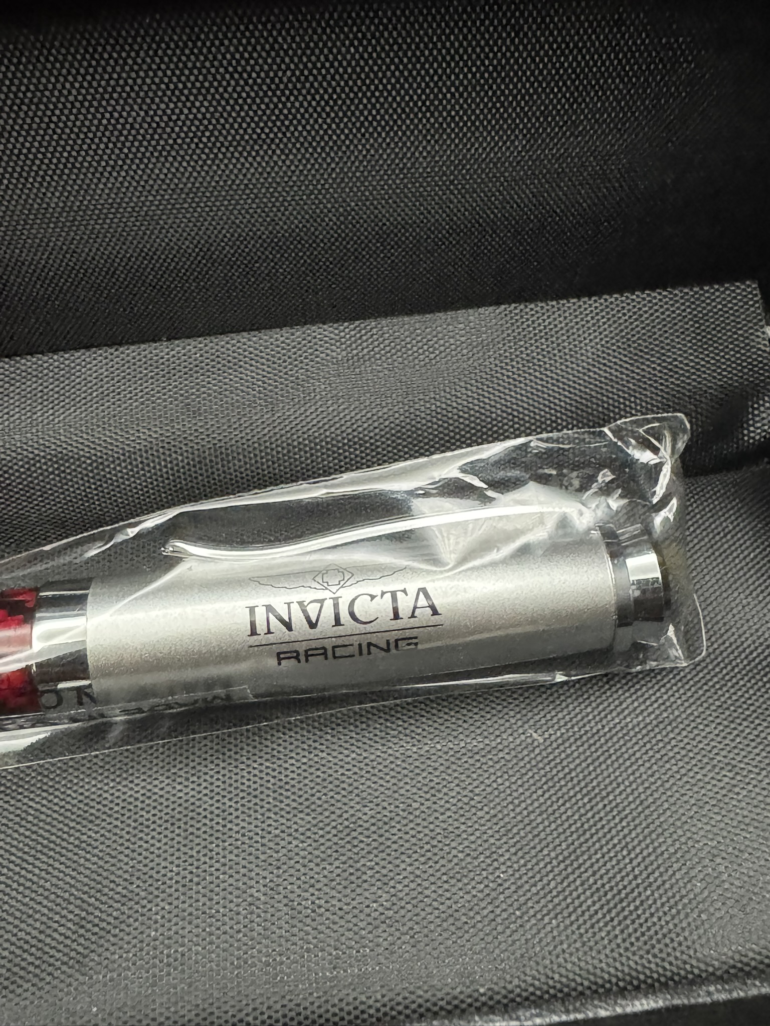 Invicta Racing Pen - Image 2